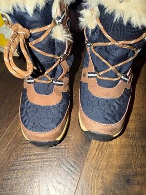 BearPaw Navy and Brown Women's Winter Lace-Up Boots with Faux Fur Trim